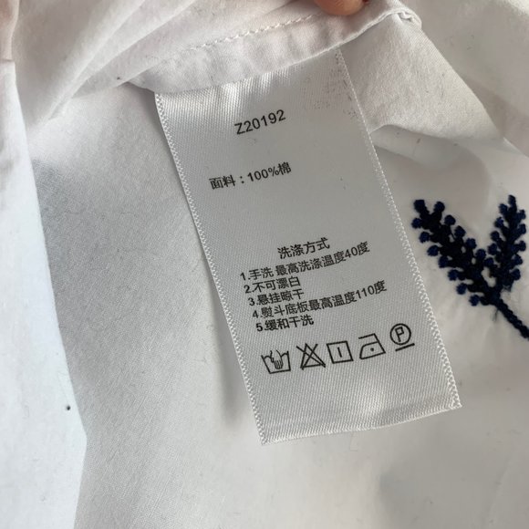 Floral White and Blue Button Up Embroidered Top S - Picture 12 of 12